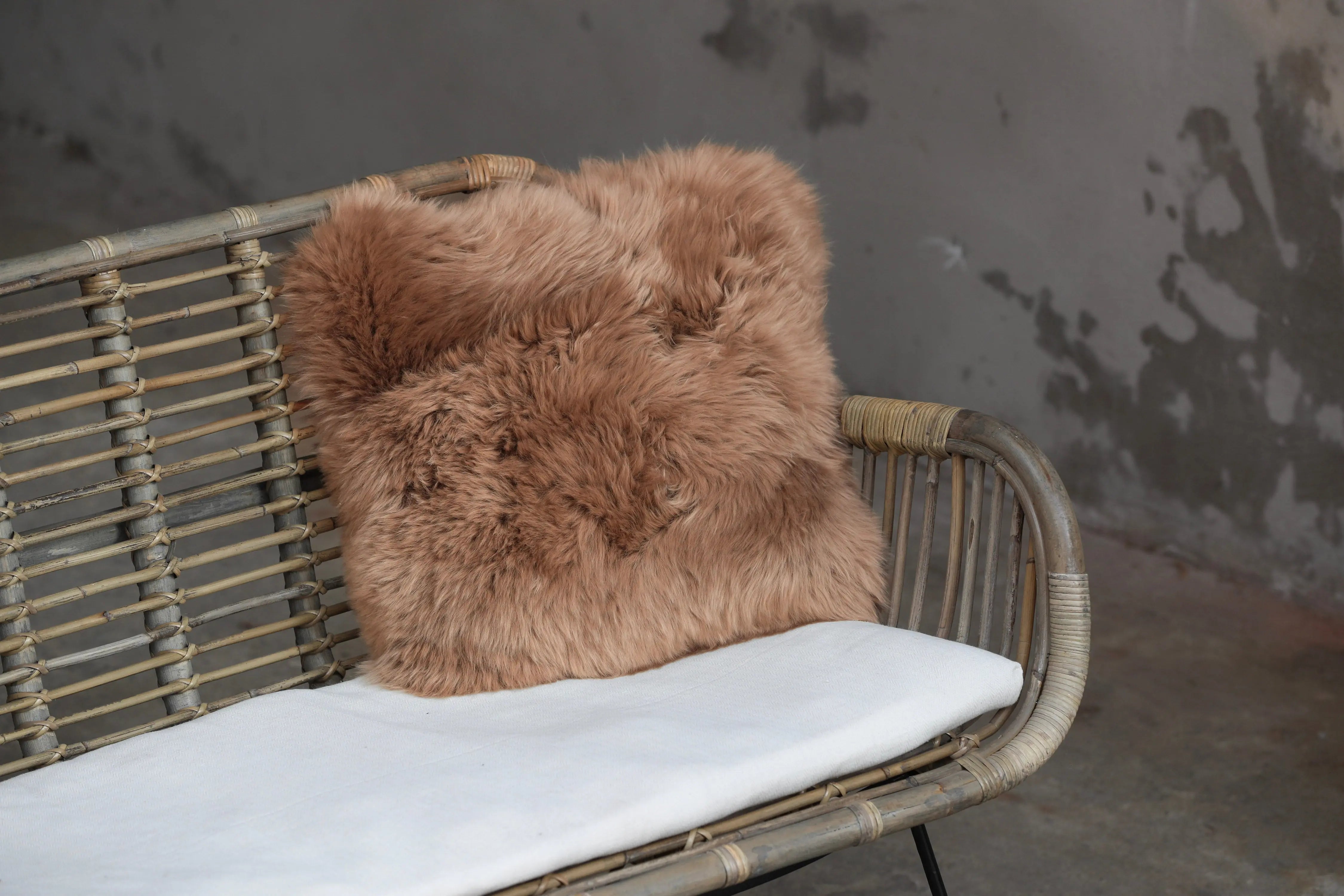 Lammfell Kissen Cognac 40x40 cm | Waschbar