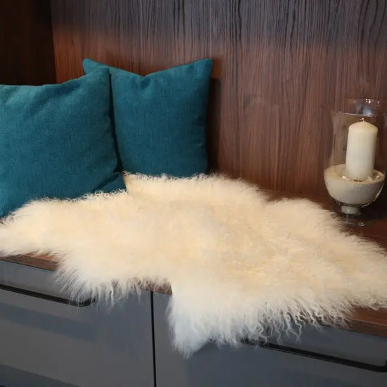 Tibet Schaffell wie Gotland weiß natur