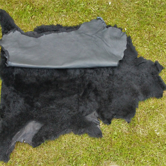 Sonderposten Lammfell Schwarz Nappalan