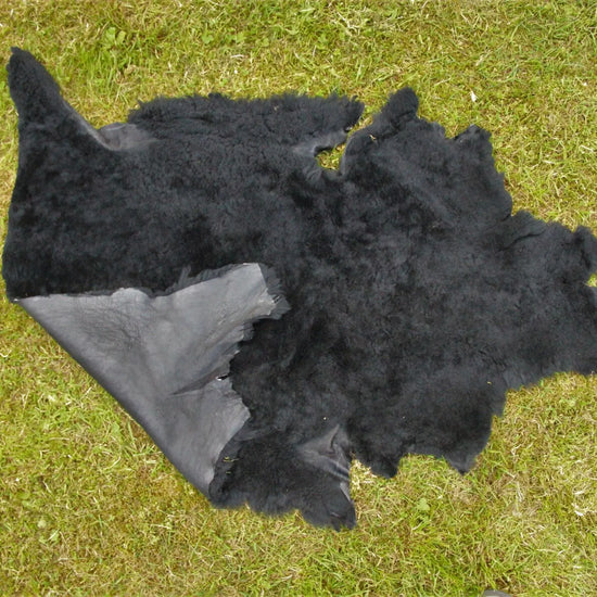 Sonderposten Lammfell Schwarz Nappalan