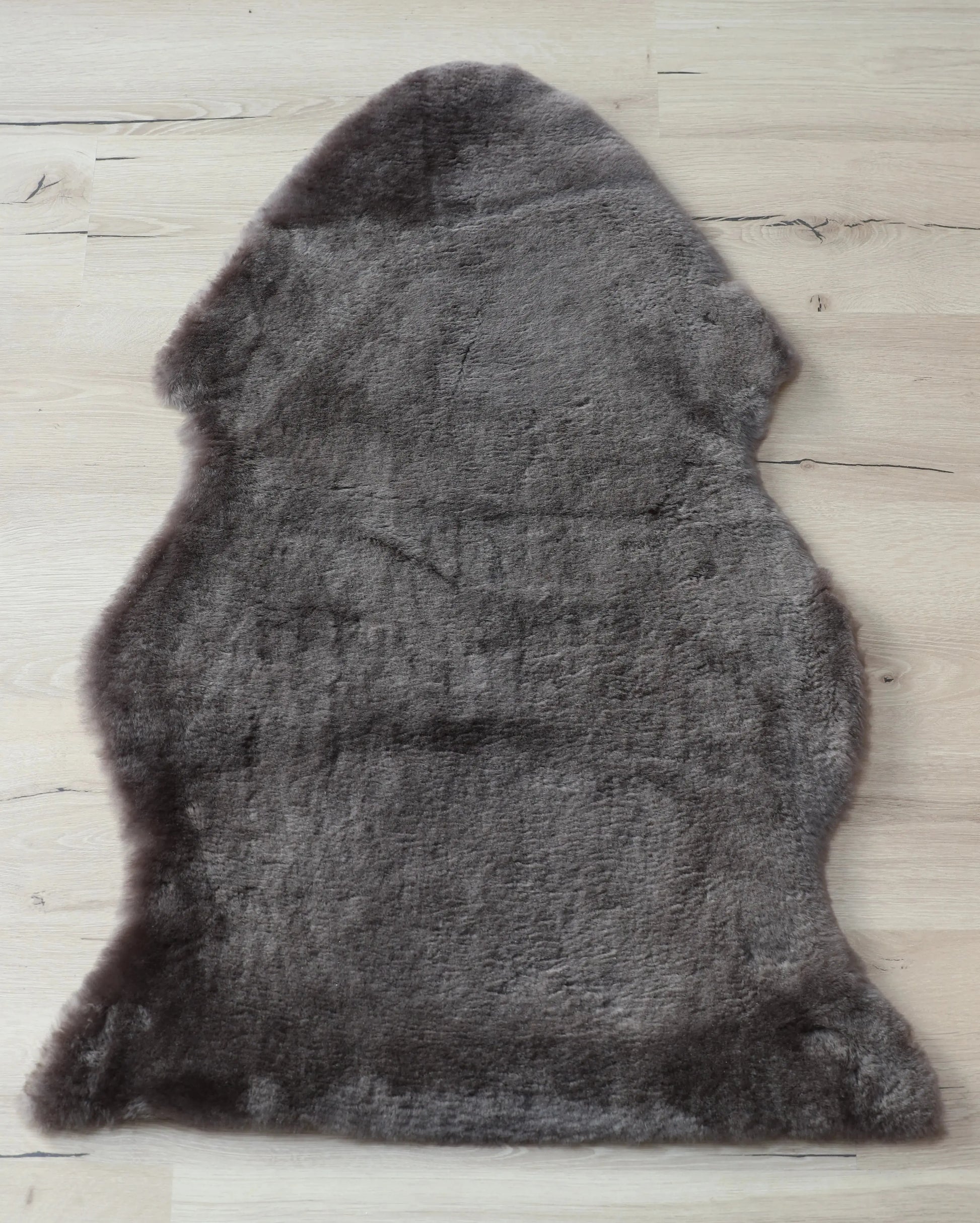 Lammfell XXL Schoko-Braun (geschoren)  Gerberei Birke Fellshop