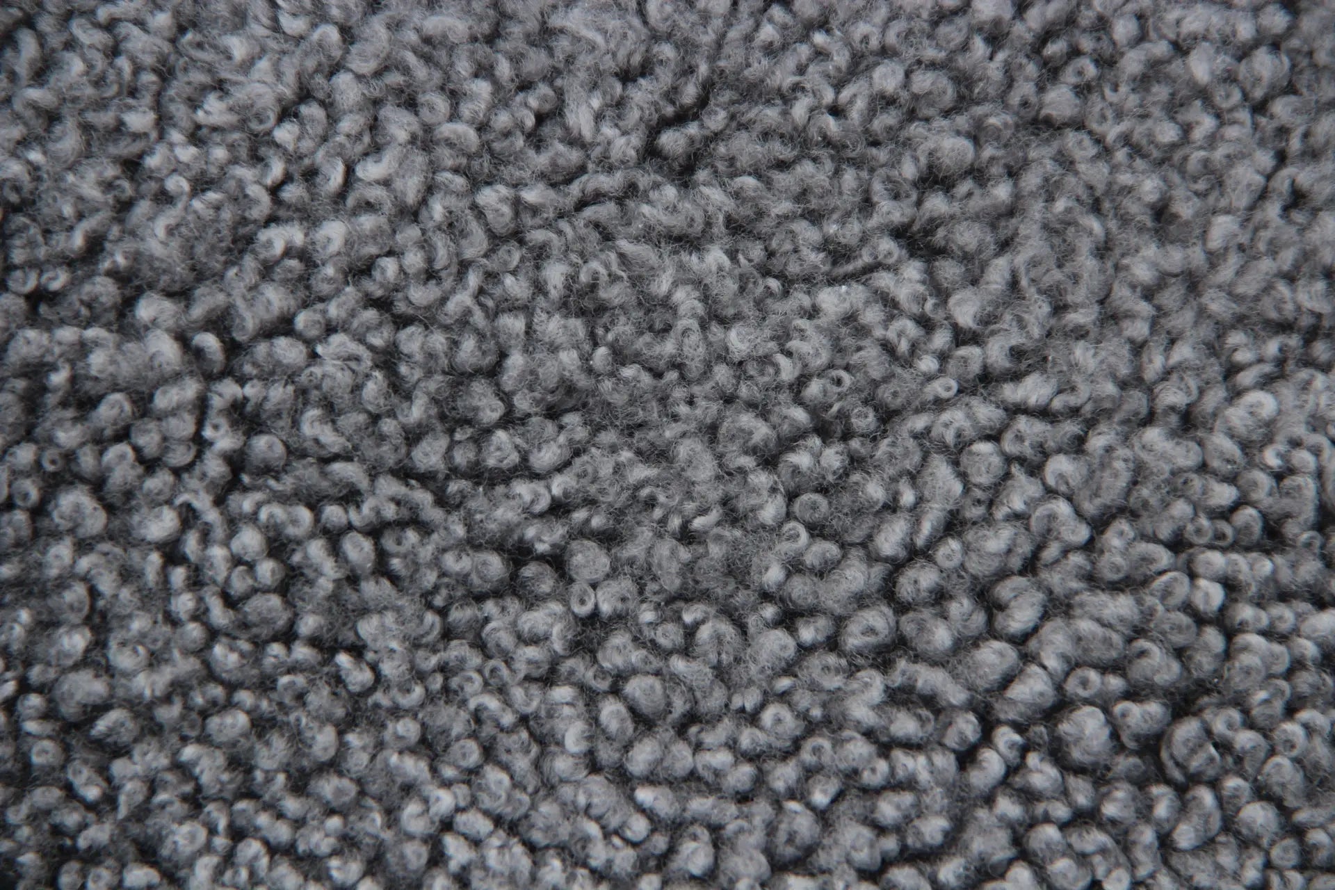 Lammfell Curly - Grau - (geschoren gelockt)