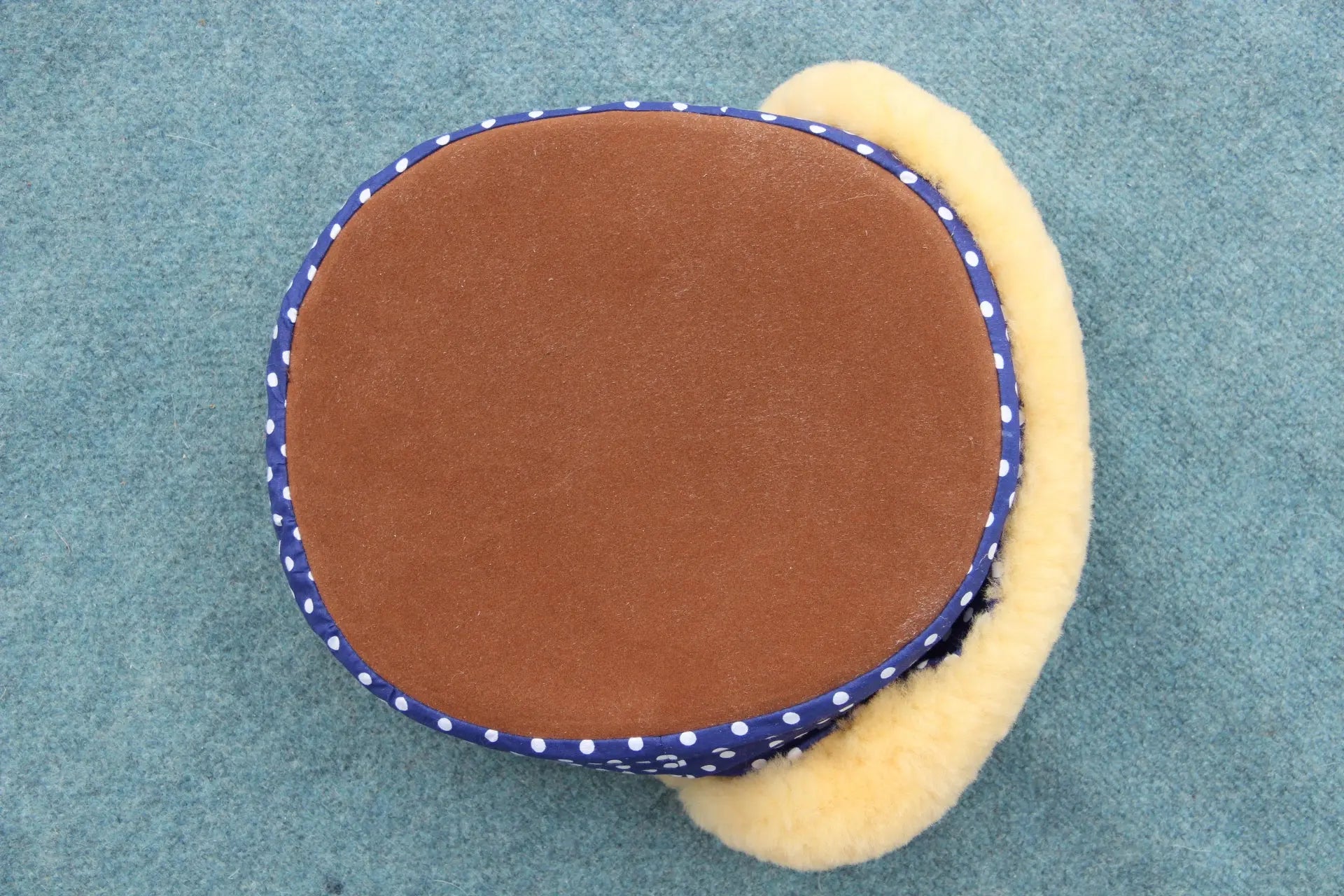 Lammfell Fußsack Fußwärmer (Schwarz, Rot oder Blau)