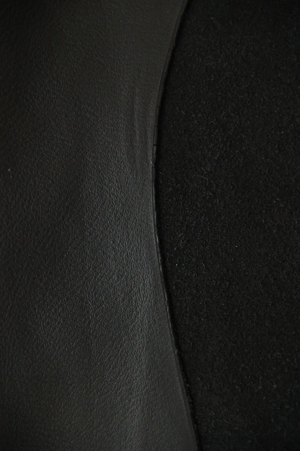 Autoleder Nappa Schwarz: Luxuriöse Eleganz für Ihre Fahrzeuginnenausstattung