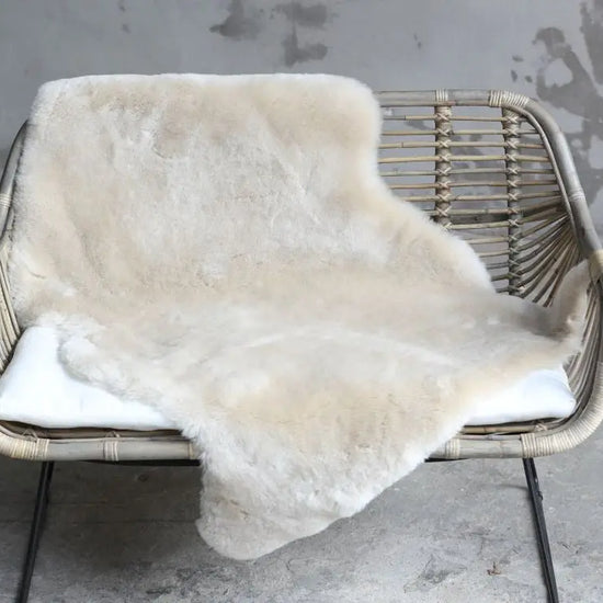 Lammfell XXL Perl (Hellbeige, Grau, Weiß geschoren)