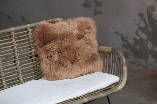 Lammfell Kissen Coganc  Gerberei Birke Fellshop