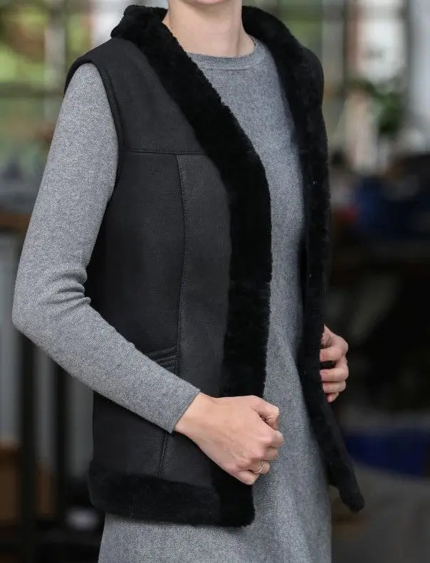 Lammfellweste Sarina Damen (Schwarz)
