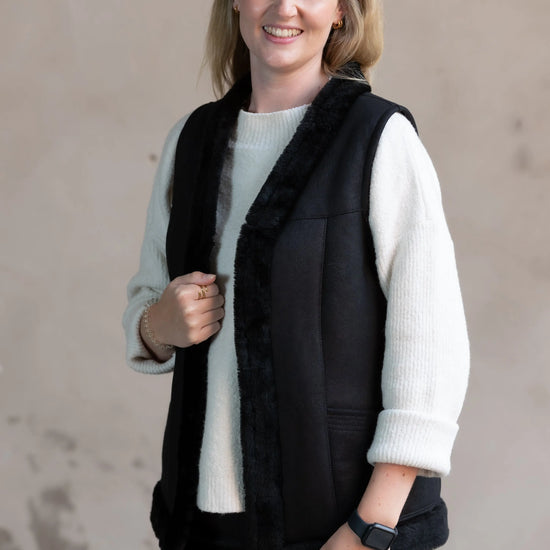 Lammfellweste Sarina Damen (Schwarz)