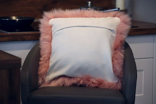 Lammfell Kissen Altrosa