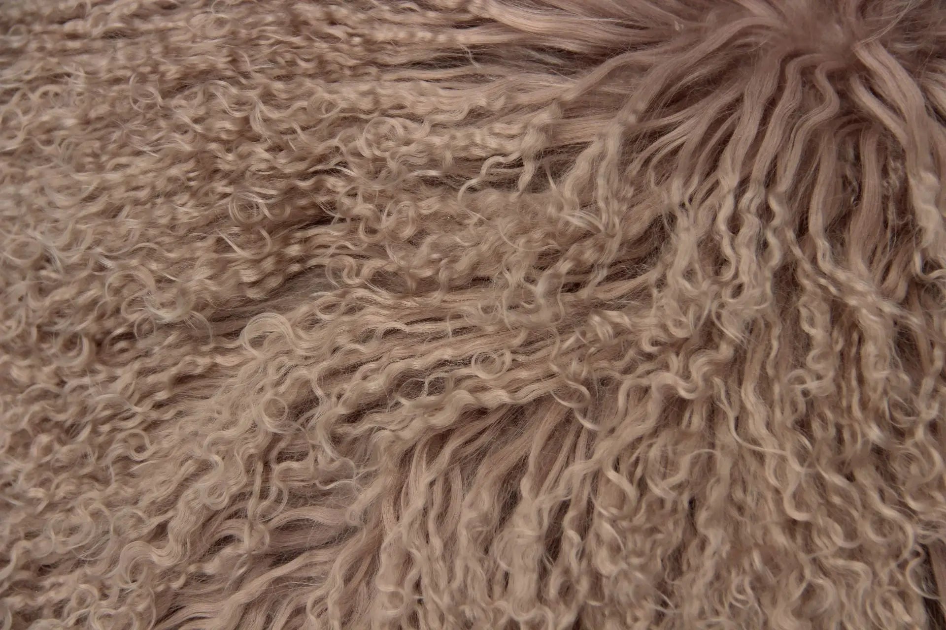 Tibet Lammfellkissen Taupe