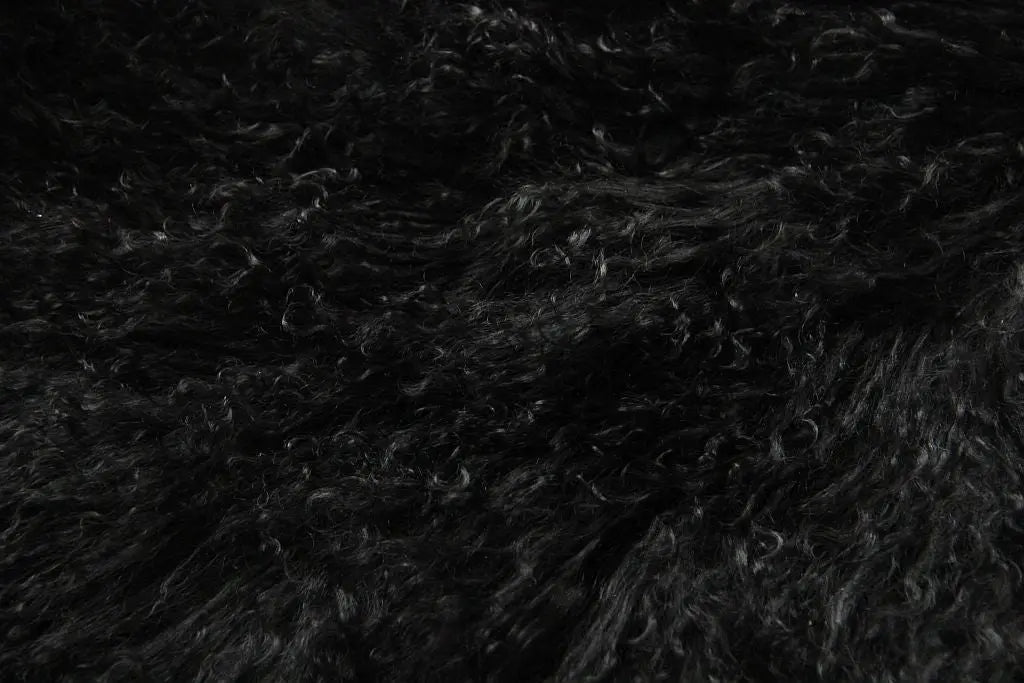 Tibet Schaffell wie Gotland schwarz gefärbt