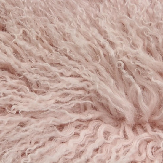 Tibet Schaffell wie Gotland rose gefärbt