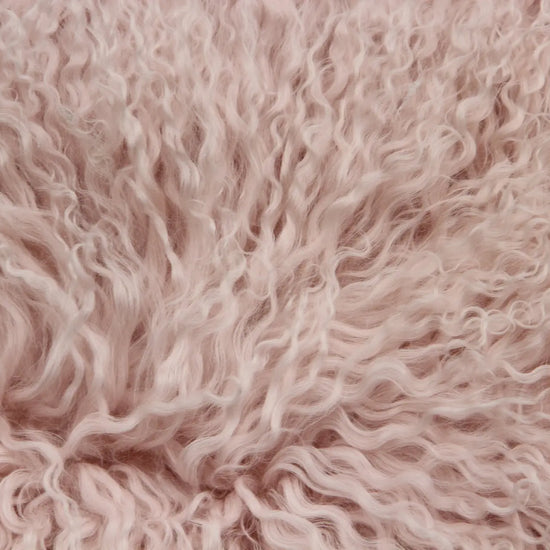 Tibet Schaffell wie Gotland rose gefärbt