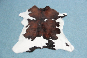 Kalbfell Tricolor Schwarz Braun Weiß