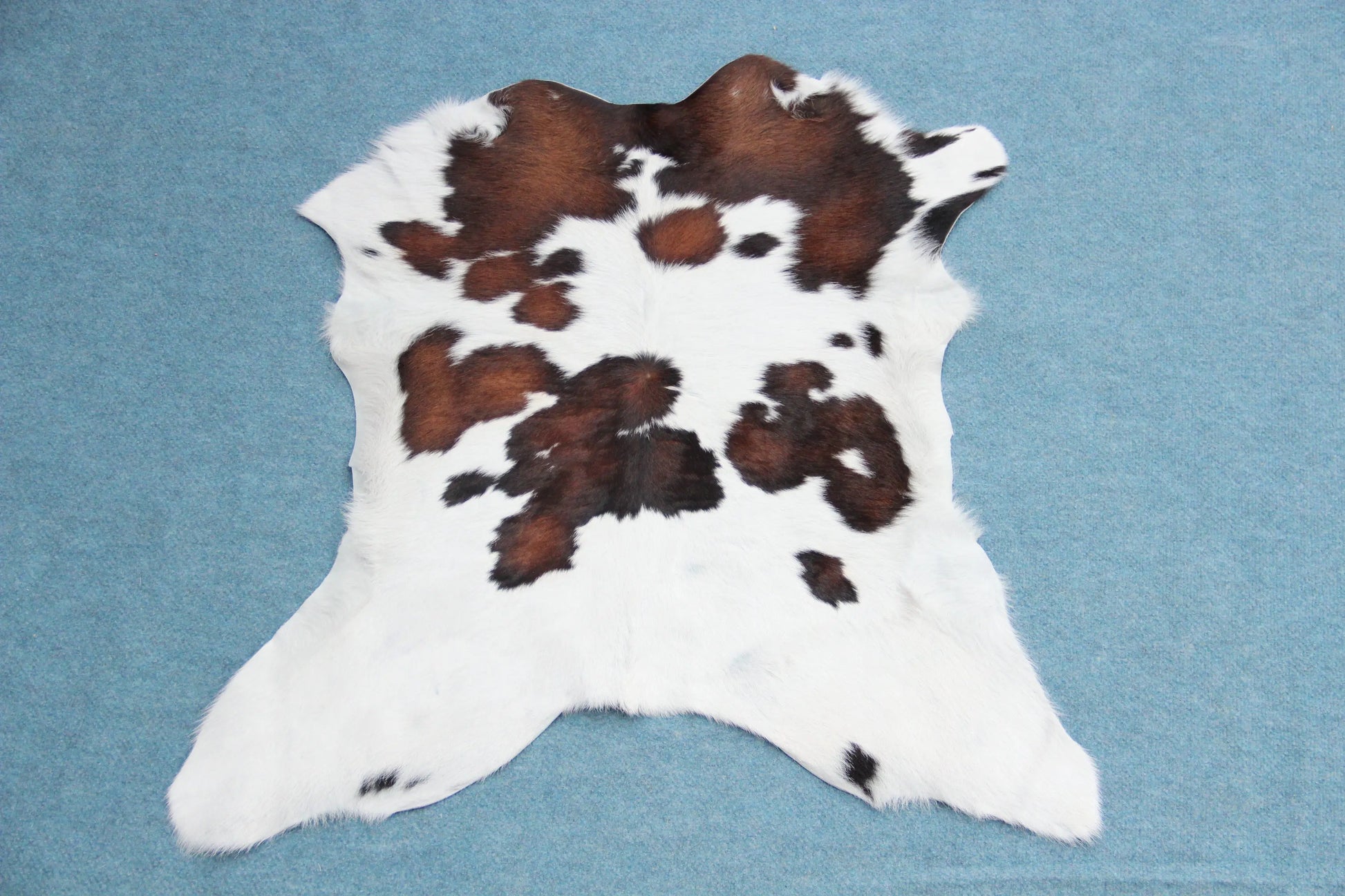 Kalbfell Tricolor Schwarz Braun Weiß