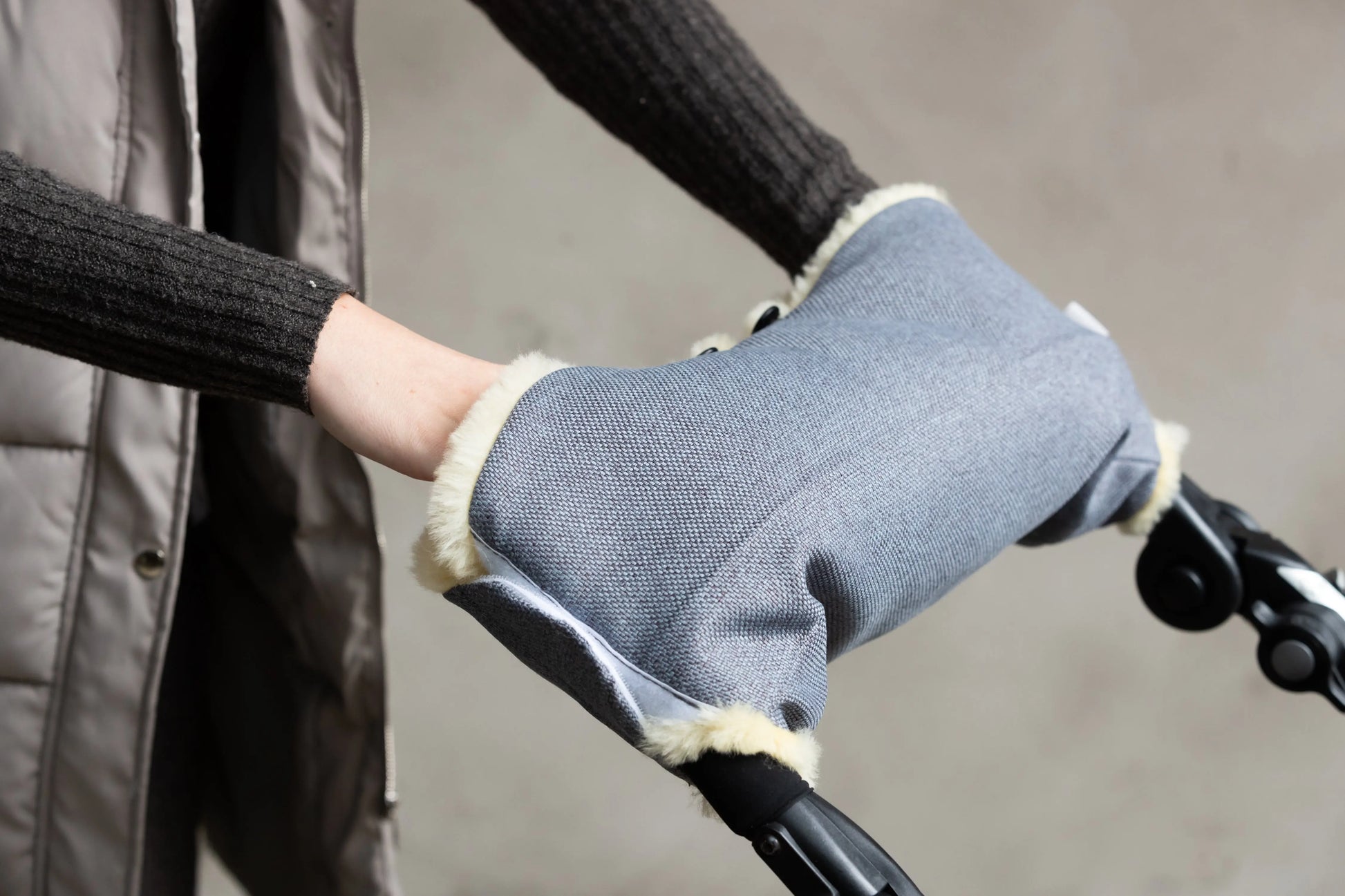 Baby- Kinderwagen-Handwärmer mit Lammfellfutter