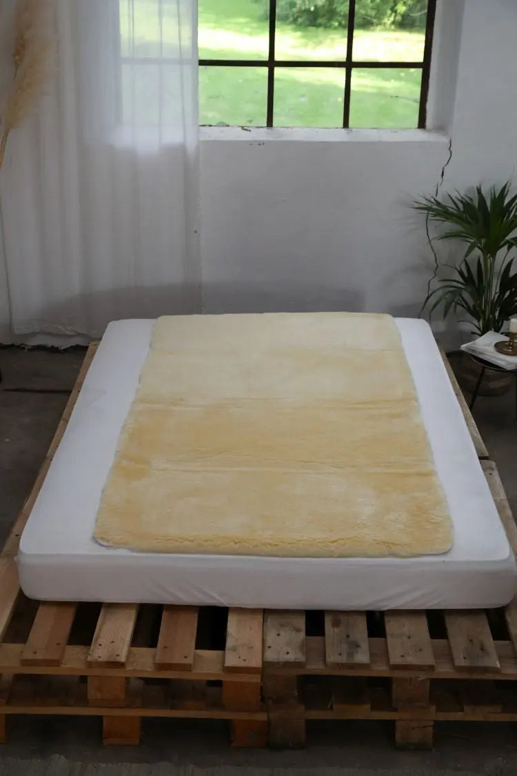 Lammfelldecke 80 x 160 cm  Bettauflage Lammfellunterbett