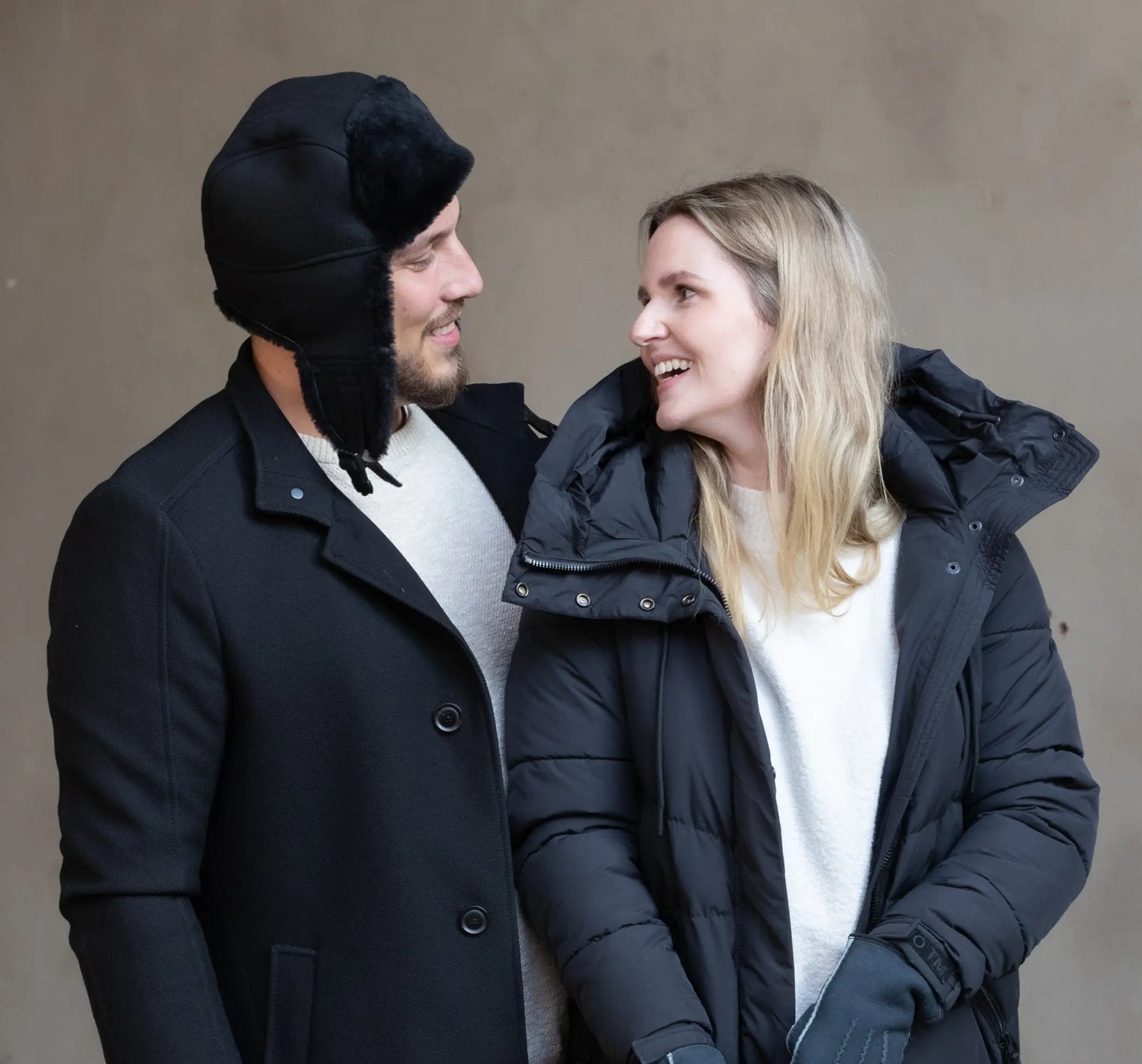 Mütze aus Lammfell schwarz