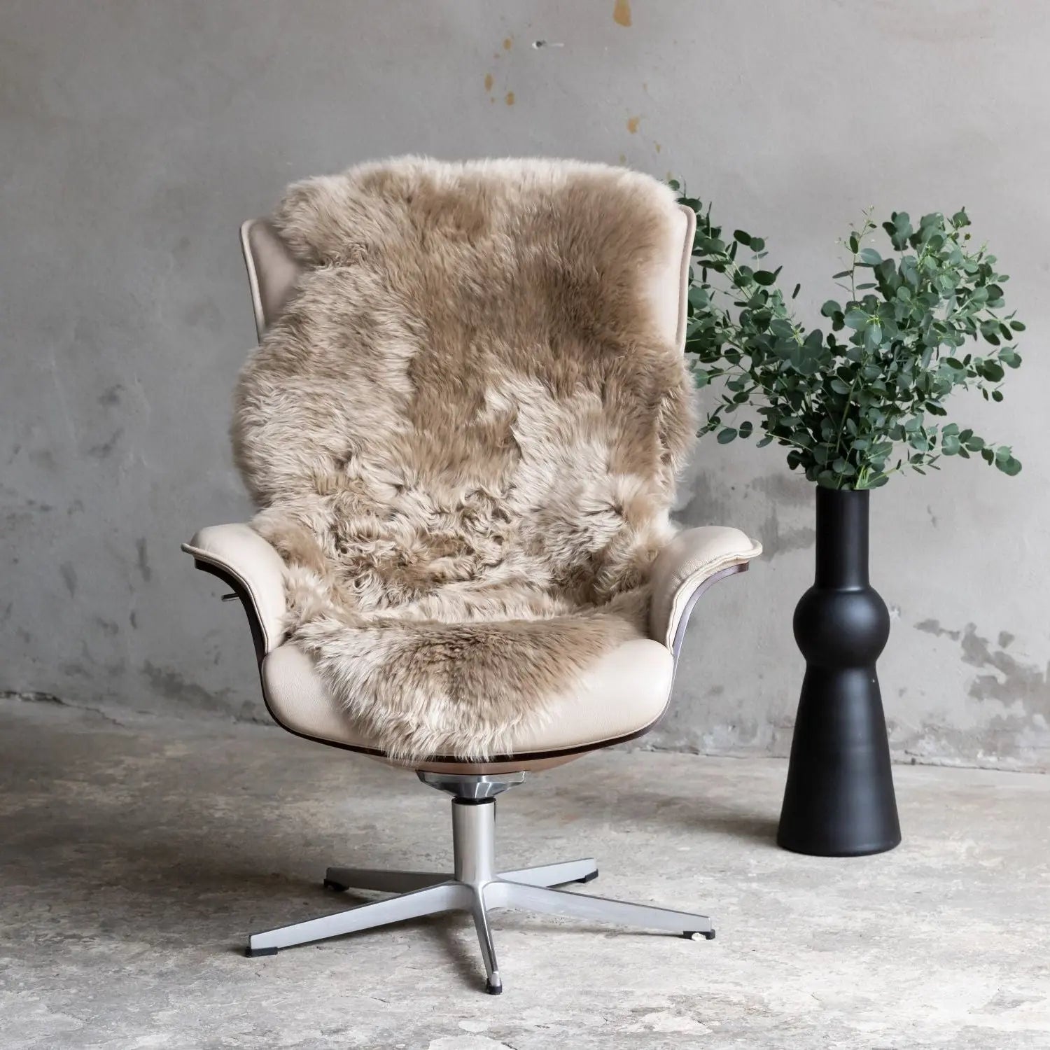 1,5er Lammfell Taupe (grau braun)