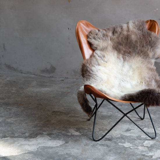 Lammfell Braun mit Silberrücken (Naturfarben)