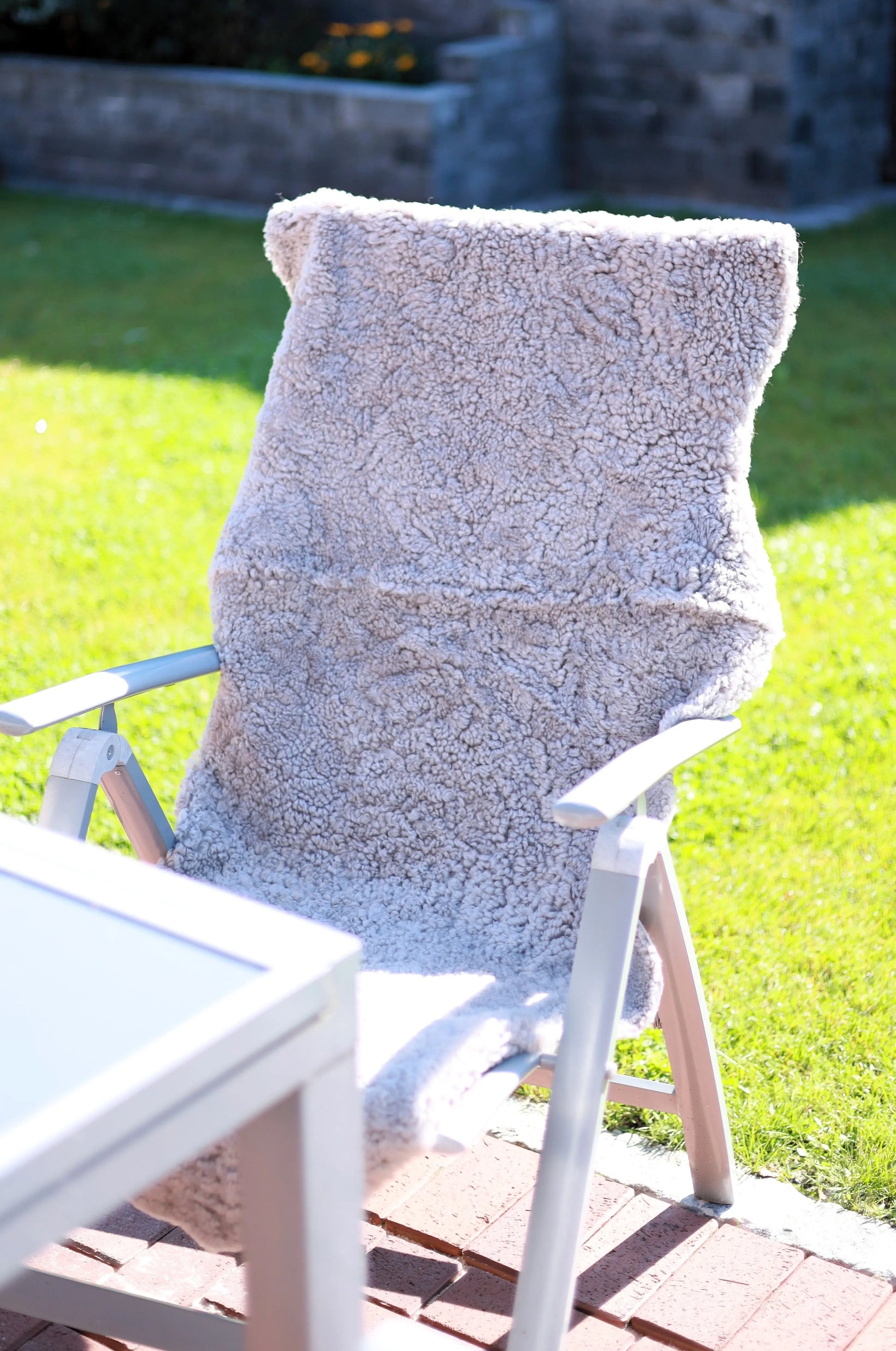 lammfell für campingstuhl 2er Lammfell Curly Platin 190x70 cm | Geschoren Gelockt & Waschbar