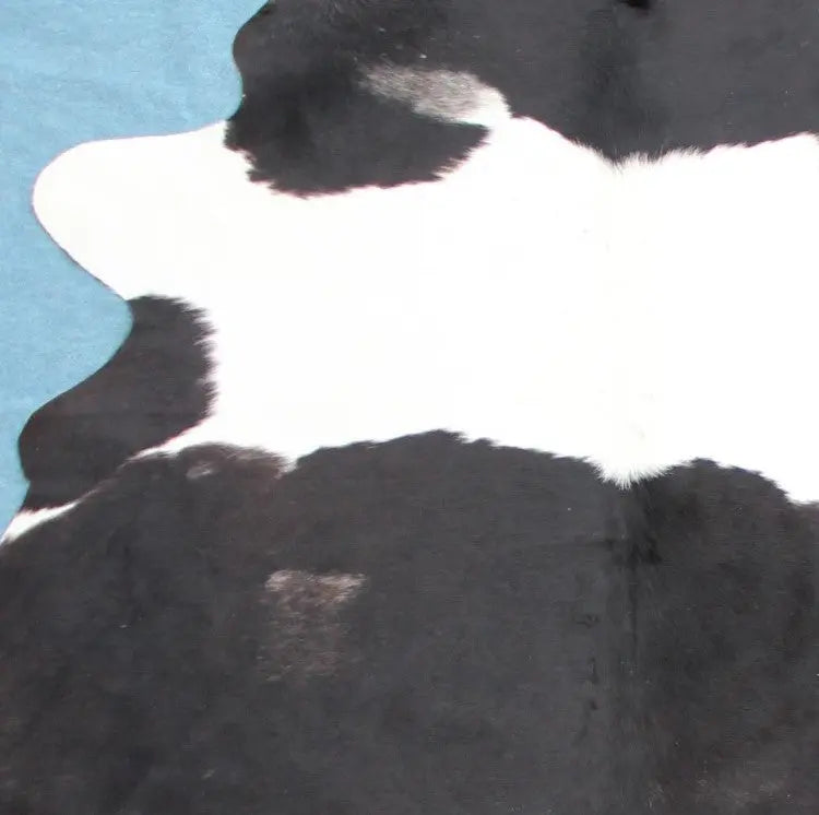 Kuhfell Schwarz Weiß gepunktet (3374)