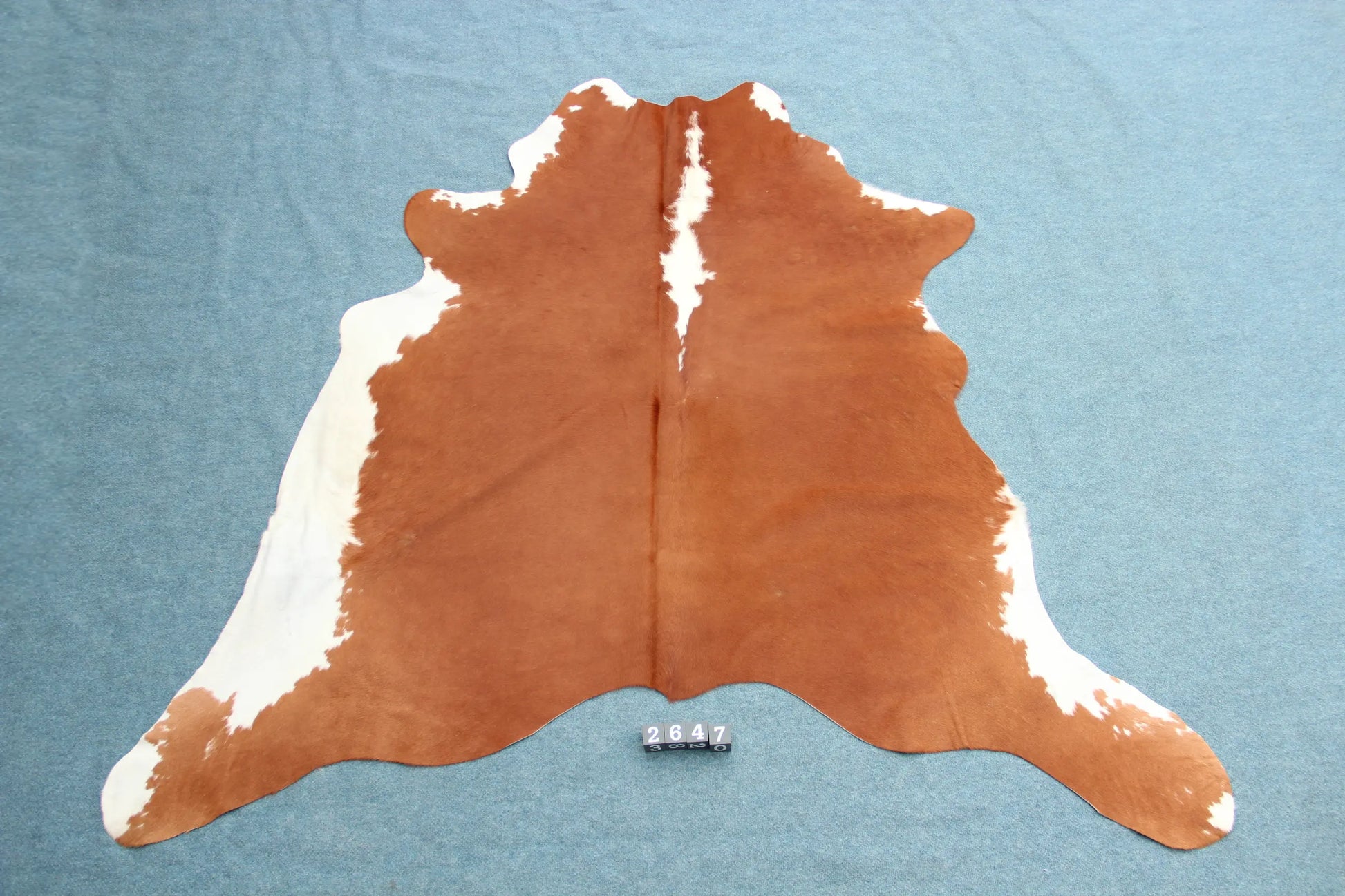 Kuhfell Braun Weiß gepunktet (2647)