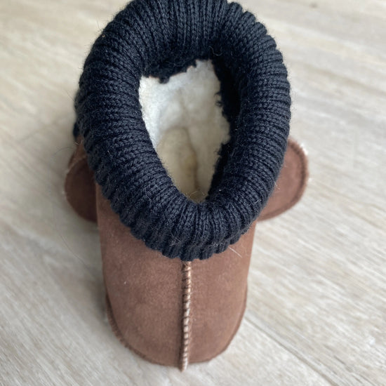 Lammfell Babyschuhe Jave (Braun)