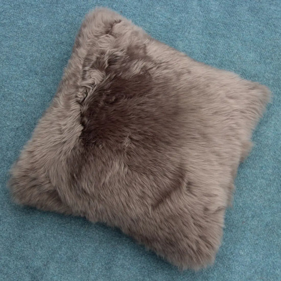 Lammfell Kissen Stone