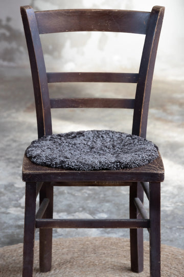 Lammfell Sitzauflage Curly Rund Mocca