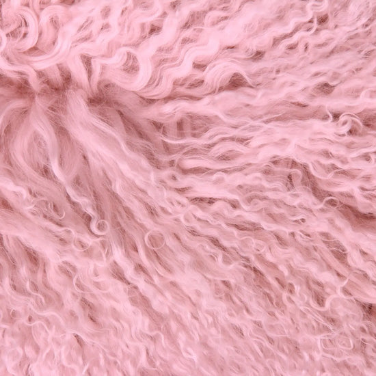 Tibet Schaffell wie Gotland pink gefärbt