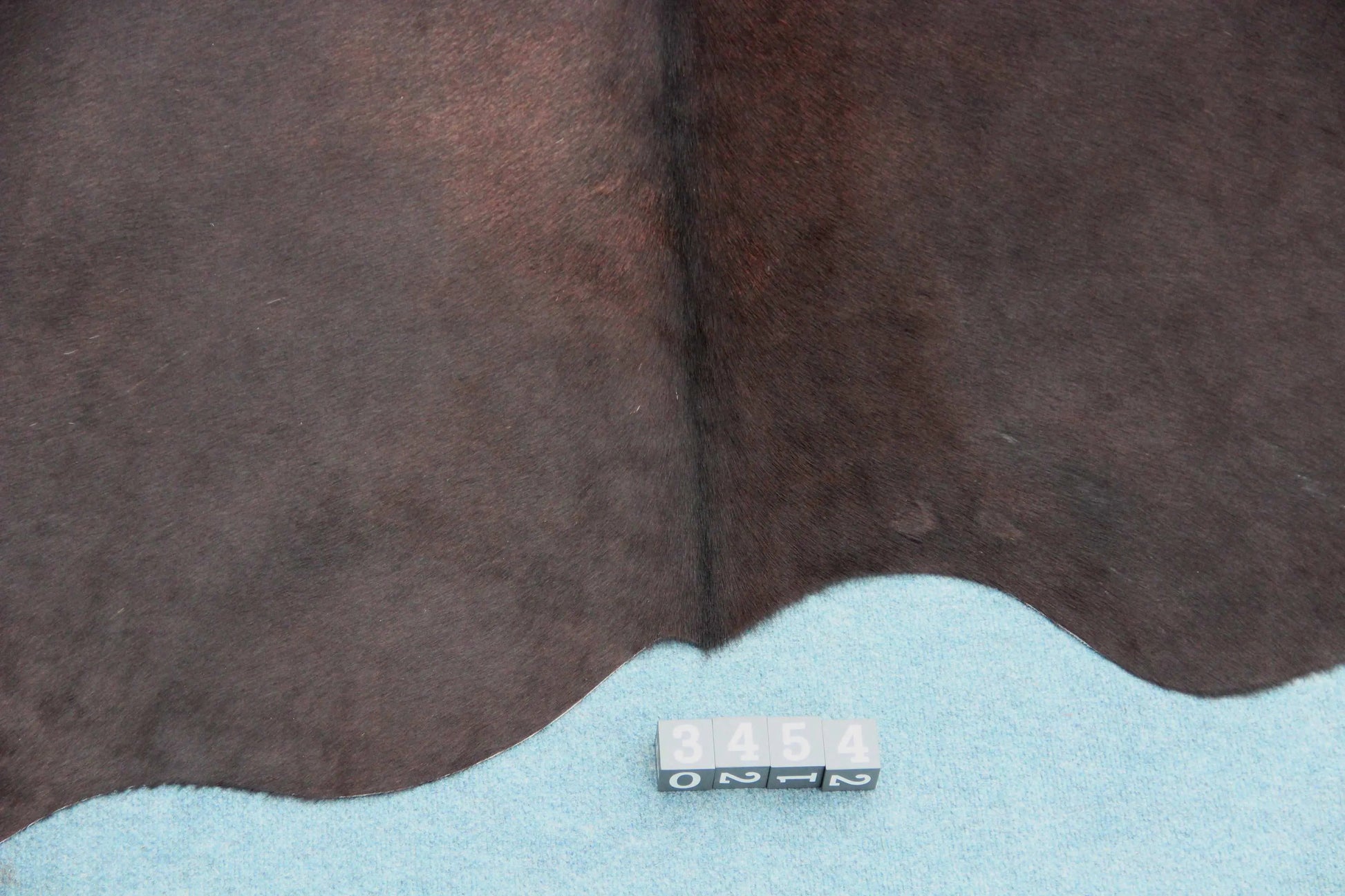 Kuhfell Schwarz Braun Weiß (3454) 3 -4 qm