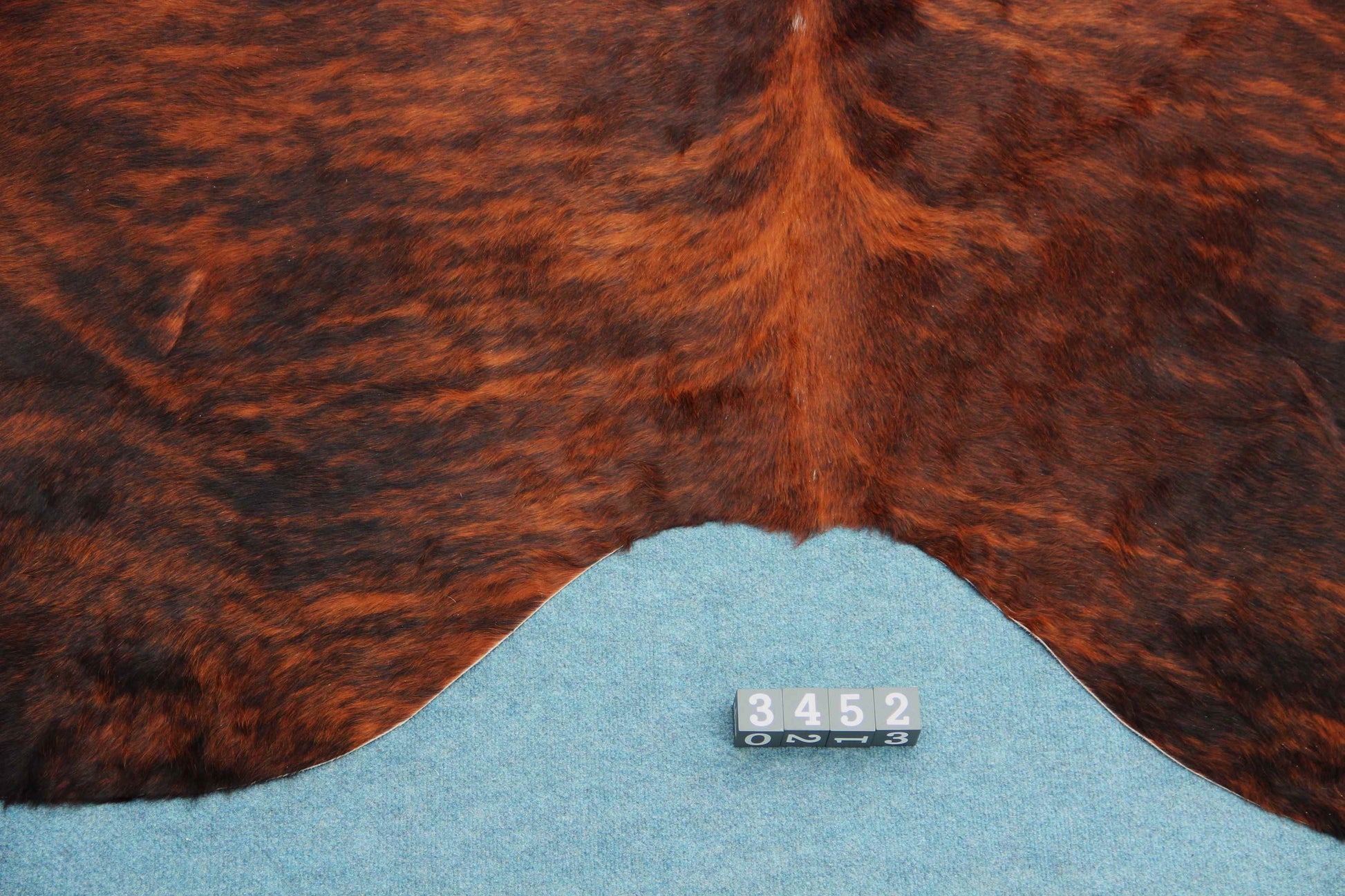 Kuhfell Schwarz Braun getigert (3452) 3 -4 qm