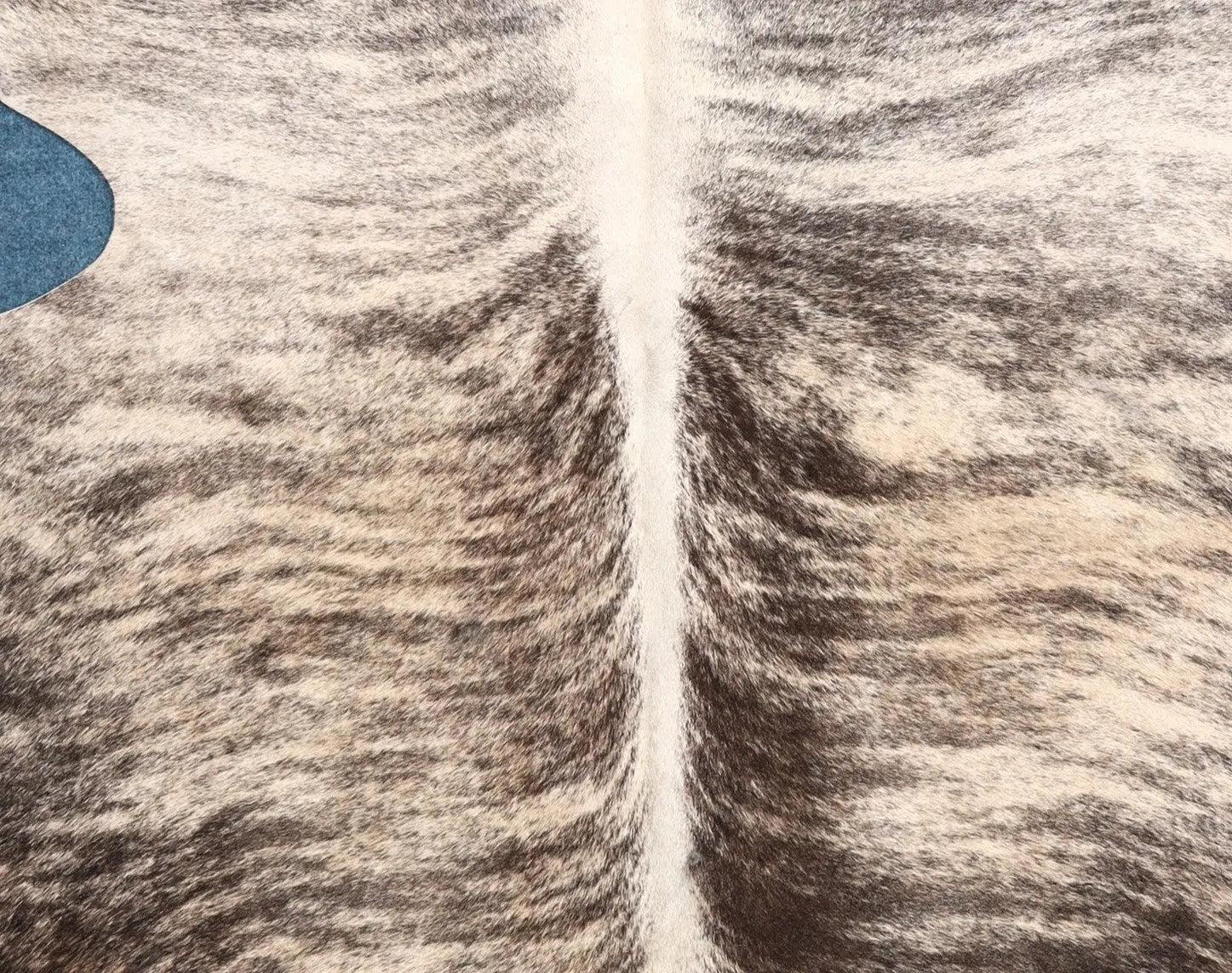 Kuhfell Grau Beige Weiß getigert (1394)