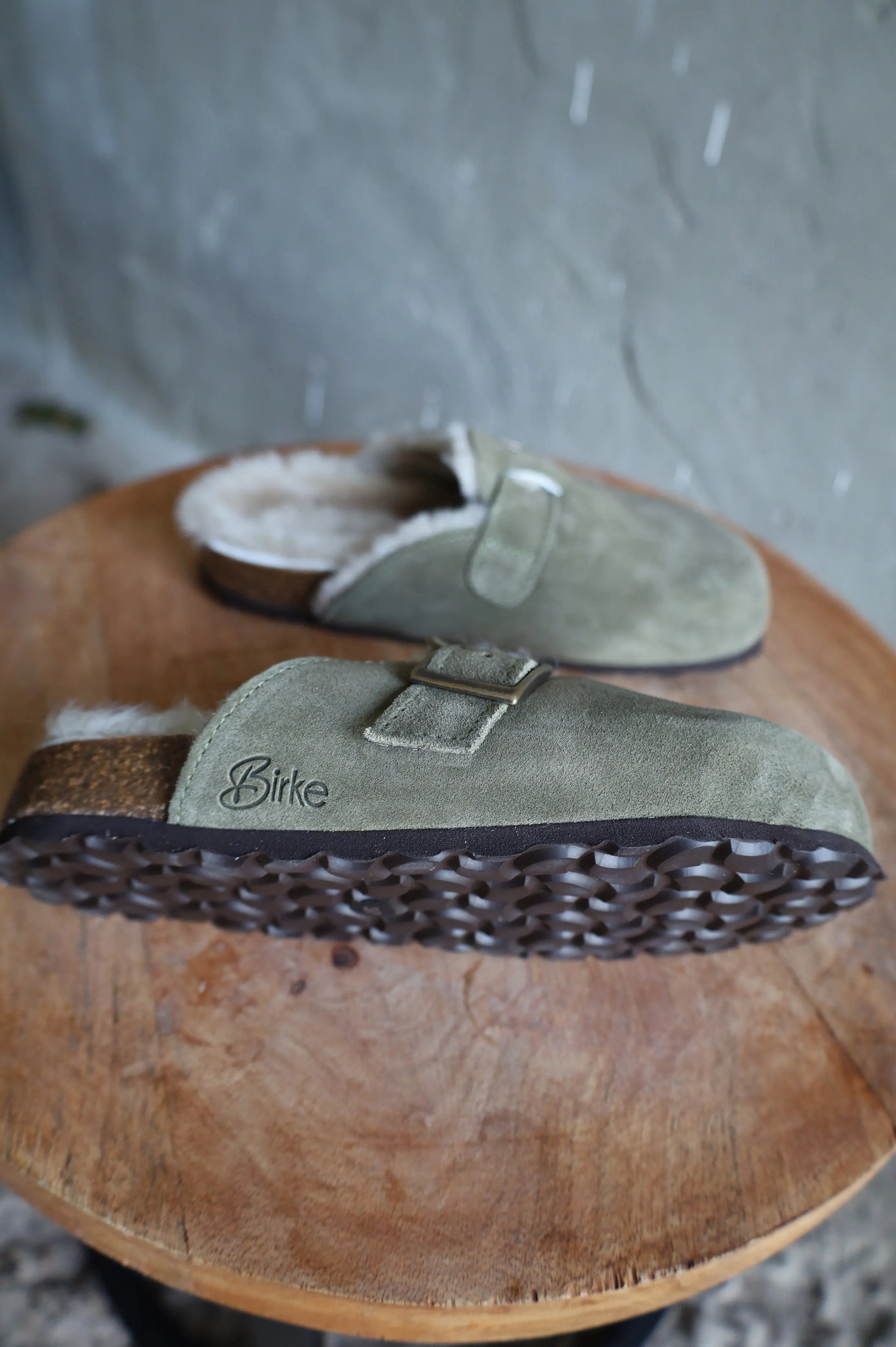 Lammfell Hausschuh - Glen- Olive