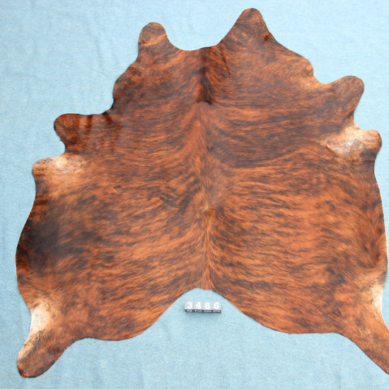 Kuhfell Schwarz Braun Weiß getigert (3466) 3 -4 qm