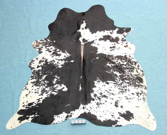 Kuhfell Schwarz Weiß (2682) 2-3 qm gesprenkelt
