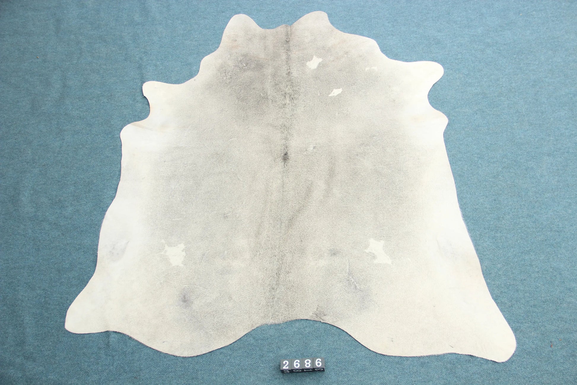 Kuhfell Grau Weiß (2686) 2-3 qm