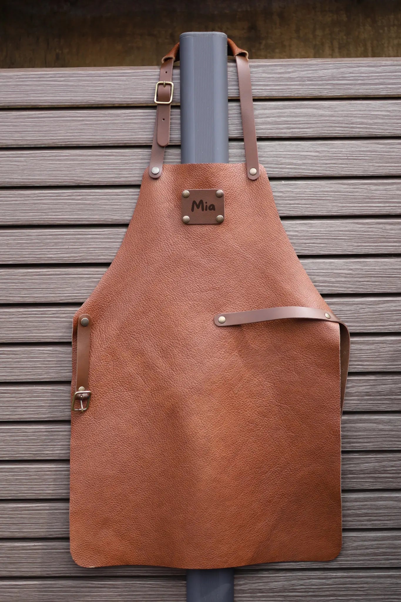 Kinder-Grillschürze aus Leder mit Wunschname | Braun  Gerberei Birke Fellshop