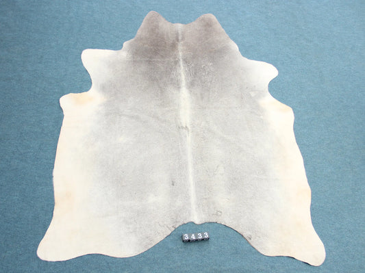 Kuhfell Grau Weiß Beige (3433) 3-4 qm  Gerberei Birke Fellshop