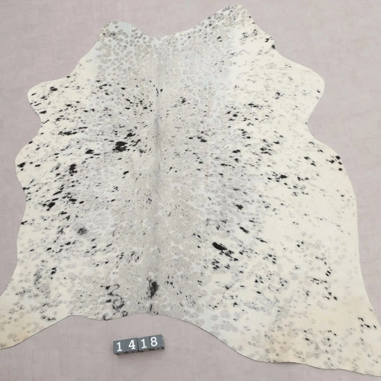 Kuhfell Grau Salz & Pfeffer (1418) 1-2 qm  Gerberei Birke Fellshop: Gesamtaufnahme