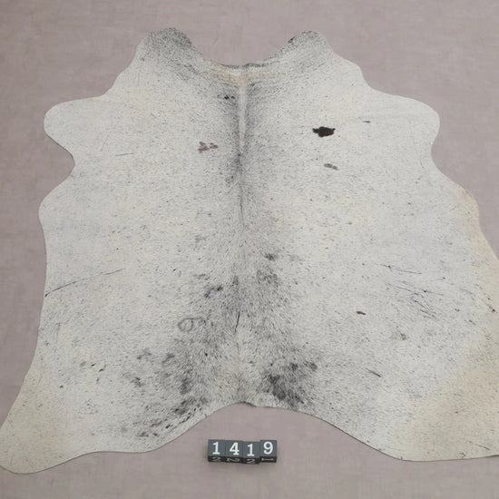 Kuhfell Grau Salz & Pfeffer (1419) 1-2 qm  Gerberei Birke Fellshop: Gesamtaufnahme
