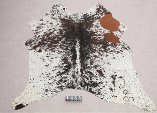 Kuhfell Braun Schwarz Weiß Salz & Pfeffer (1455) 1-2 qm  Gerberei Birke Fellshop: Gesamtaufnahme