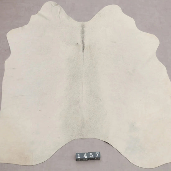 Kuhfell Weiß Grau (1457) 1-2 qm  Gerberei Birke Fellshop: Gesamtaufnahme