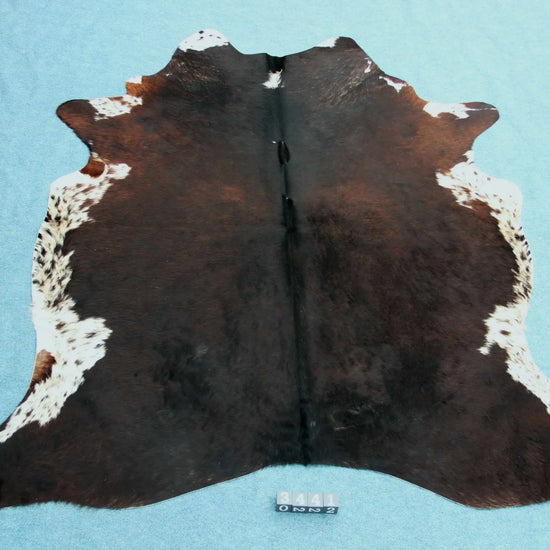 Kuhfell Braun Schwarz Weiß Salz & Pfeffer (3441) 3-4 qm  Gerberei Birke Fellshop: Gesamtaufnahme