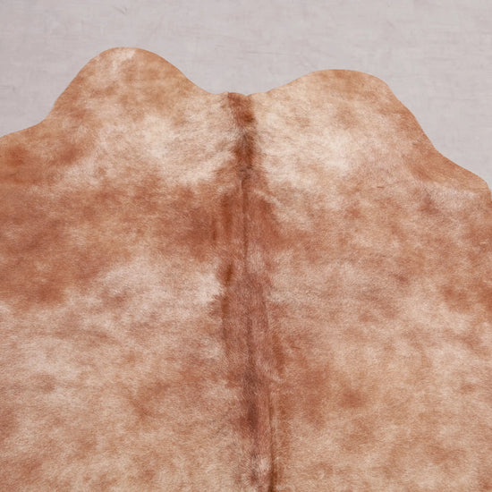 Kuhfell Braun Beige (3574) 3-4 qm  Gerberei Birke Fellshop: Nahaufnahme Hals