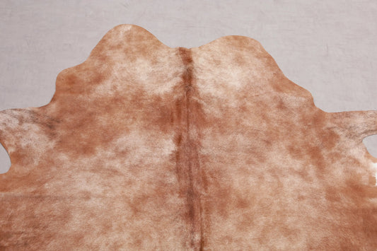Kuhfell Braun Beige (3574) 3-4 qm  Gerberei Birke Fellshop: Nahaufnahme Hals