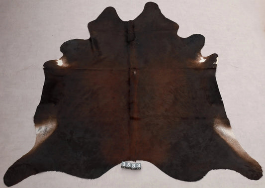 Kuhfell Braun Weiß Schwarz (3583) 3-4 qm  Gerberei Birke Fellshop: Gesamtaufnahme
