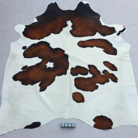 Kuhfell Schwarz Weiß Braun (3590) 3-4 qm  Gerberei Birke Fellshop: Gesamtaufnahme