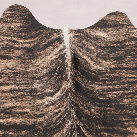 Kuhfell Beige Schwarz getigert (1507) 1-2 qm Nahaufnahme Hals